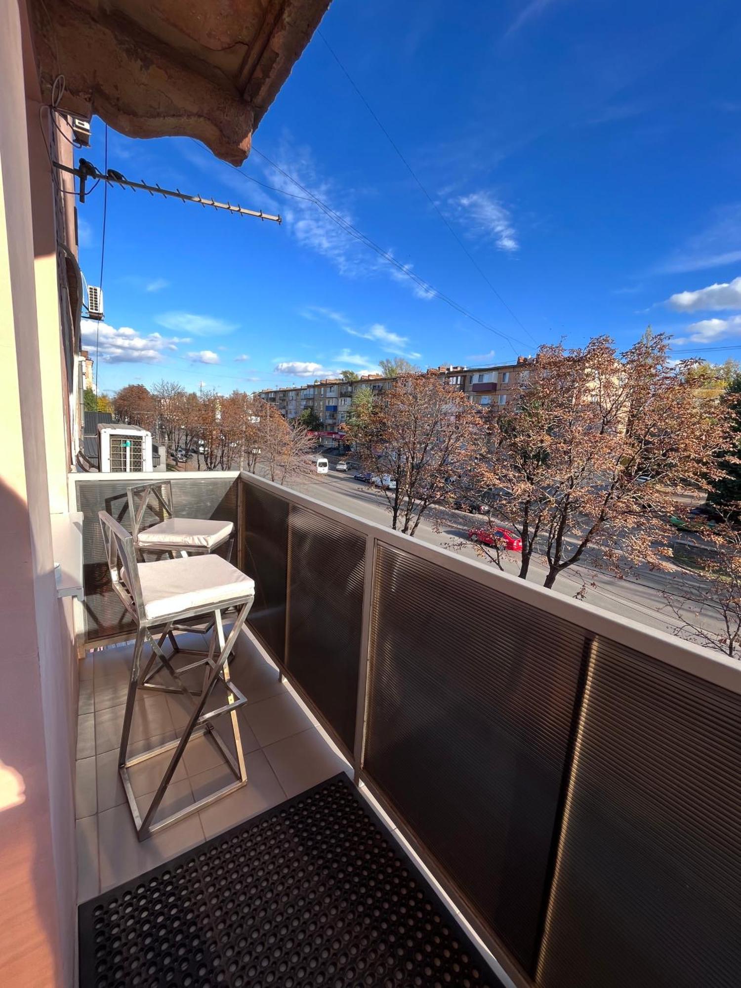Lux apartment на центральном проспекте, Smart TV, кофемашина Кривой Рог Экстерьер фото